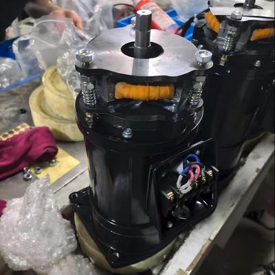 Động cơ giảm tốc 3 pha mô-men xoắn cao 550W/700W cho cánh tay nạp dao của máy công cụ CNC