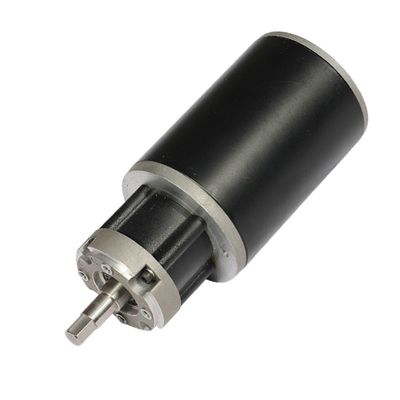 IE2/IE3 Động cơ DC không chải AC với làm mát bằng không khí / nước với mô-men xoắn cao